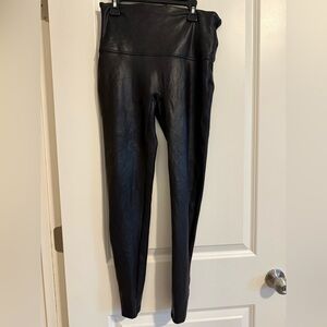 Spanx faux leather leggings size xl black